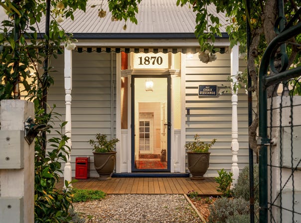 1B Dunsford Street, Lancefield, Vic 3435