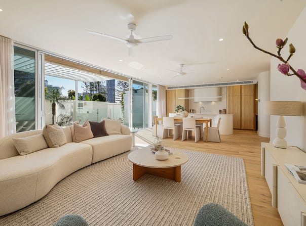 2/19-21 Rankin Parade, Main Beach, Qld 4217