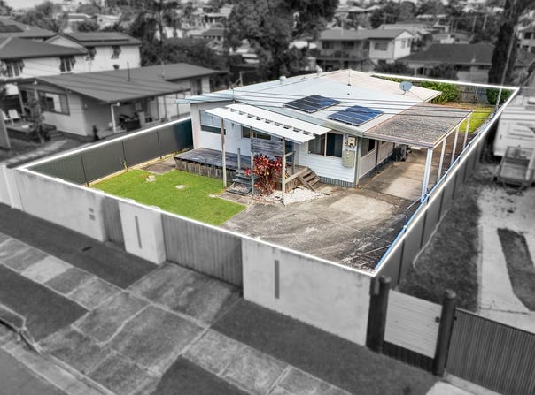 116 Whiting Street, Labrador, Qld 4215