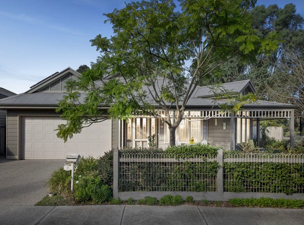 2 Shepparton Street, Eynesbury, Vic 3338