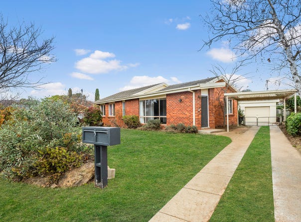 5 Heaton Place, Downer, ACT 2602