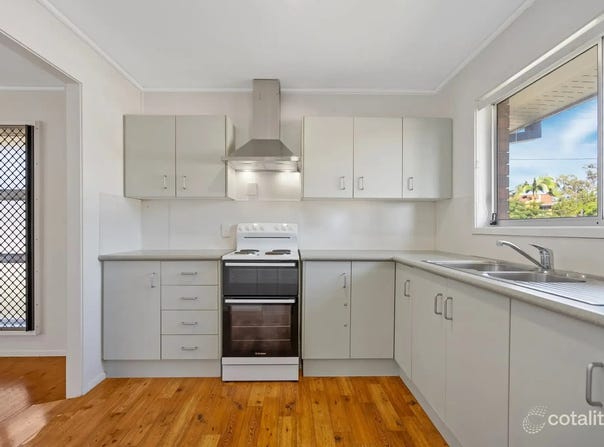 1 Quandong Court, Molendinar, Qld 4214