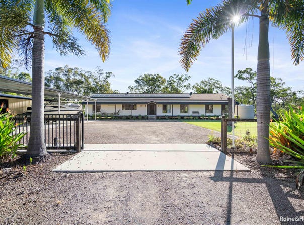 313 Pacific Haven Circuit, Pacific Haven, Qld 4659