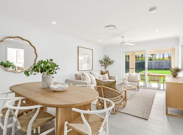 44a Coupe Drive, Thrumster, NSW 2444