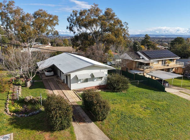 22 Henderson Street, Cowra, NSW 2794