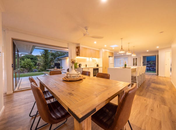 12 Mullewa Crescent, Helensvale, Qld 4212