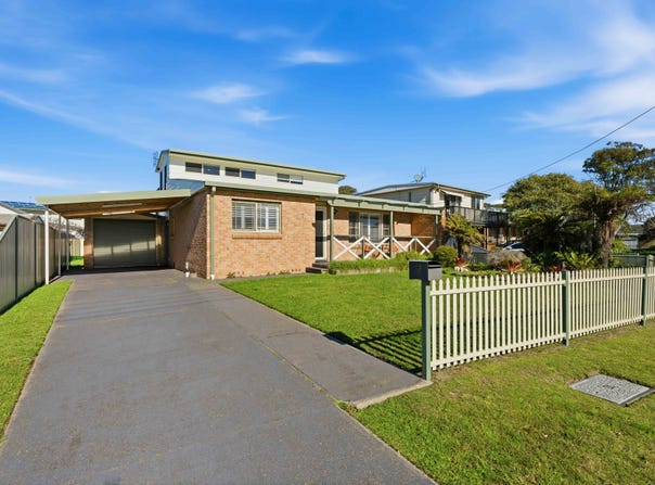 2 Hume Street, Greenwell Point, NSW 2540