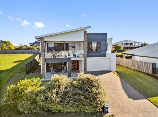 35 Sea Esplanade, Elliott Heads, Qld 4670