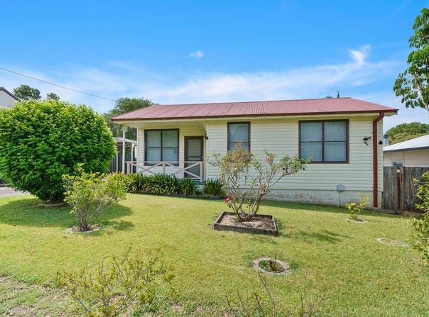 11 Gould Avenue, Nowra, NSW 2541