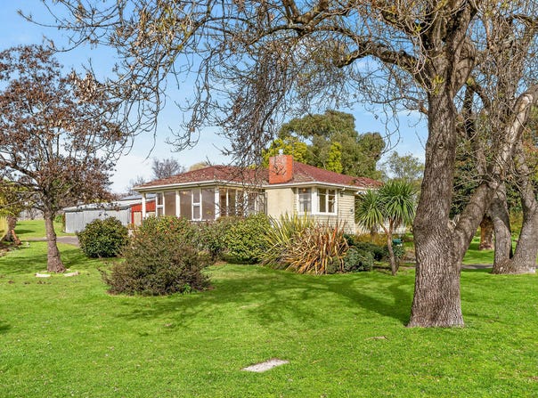 23 Beach Road, Snug, Tas 7054