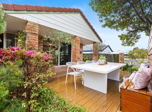 2/3 Acorn Lane, Robina, Qld 4226