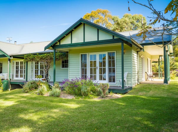 20 Stringybark Place, Millingandi, NSW 2549