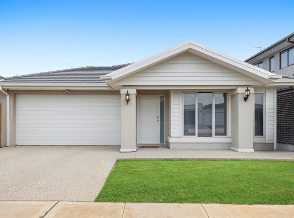 38 Rainbow Drive, Deanside, Vic 3336