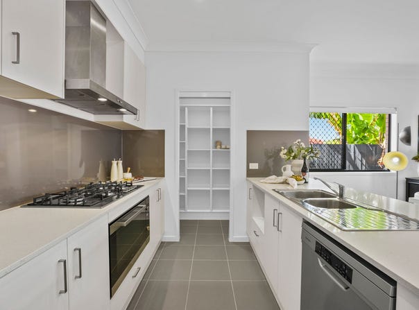 19 Stringybark Street, Spring Mountain, Qld 4300