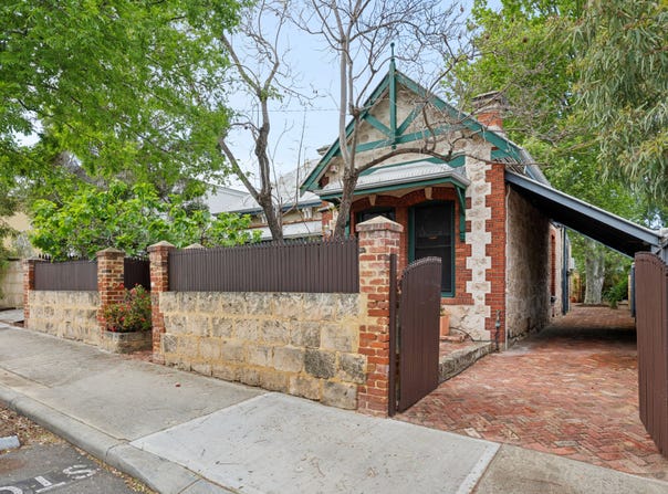 35 Alma Street, Fremantle, WA 6160