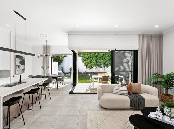 2B Best Crescent, Kirrawee, NSW 2232
