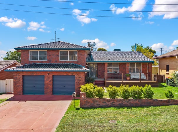 11 Myndee Avenue, Hillvue, NSW 2340