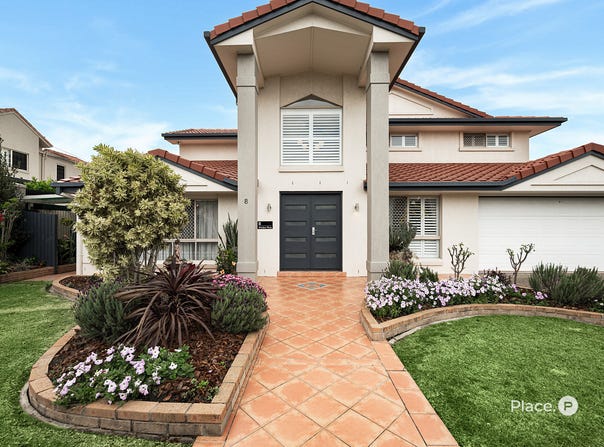 8 Windsor Place, Carindale, Qld 4152