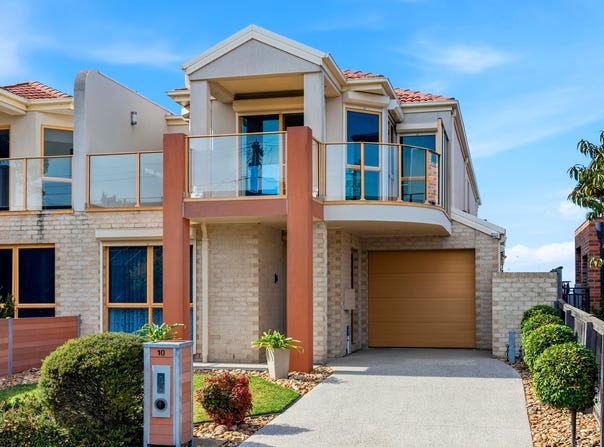 10 Parkside Crescent, Seaholme, Vic 3018