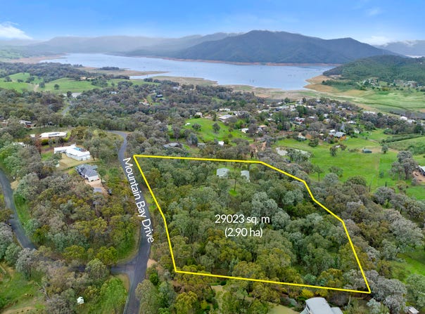 138 Mountain Bay Drive, Mountain Bay, Vic 3723