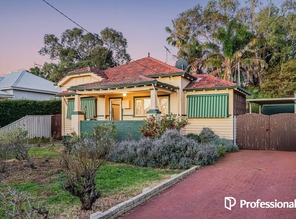 140 Solomon Street, Beaconsfield, WA 6162