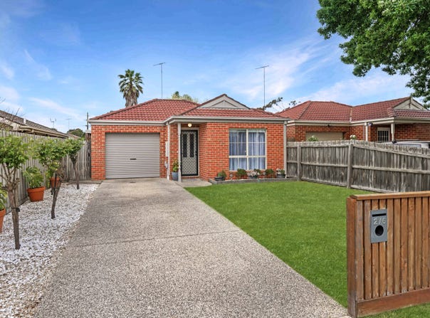 2/6 Vincent Court, Whittington, Vic 3219