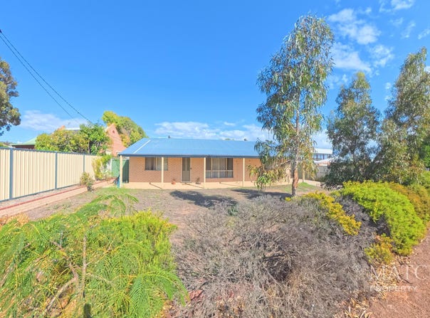 15 Clementina Road, Dongara, WA 6525