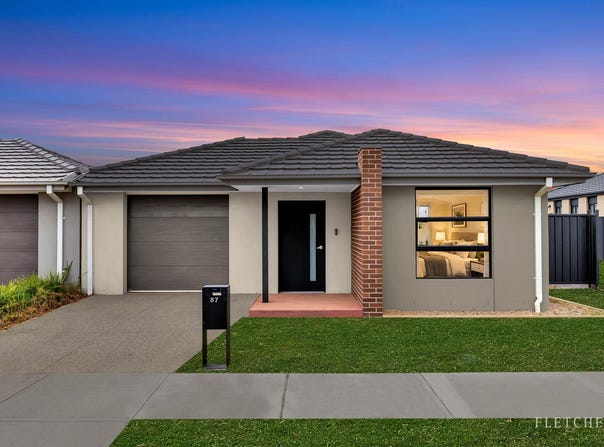 87 Adelong Boulevard, Cobblebank, Vic 3338