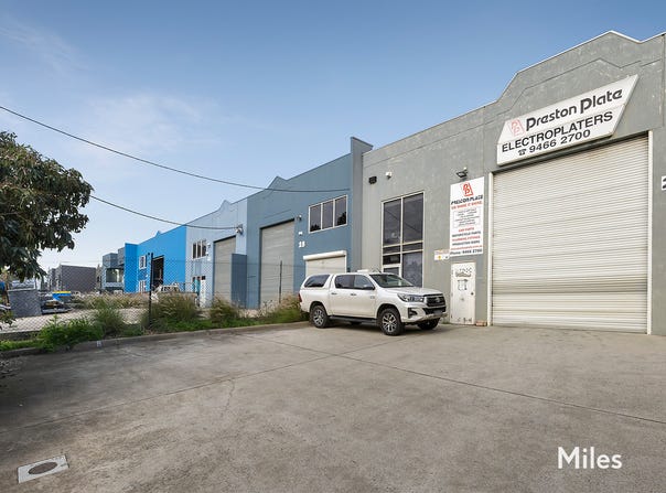 26 Mercedes Drive, Thomastown, Vic 3074