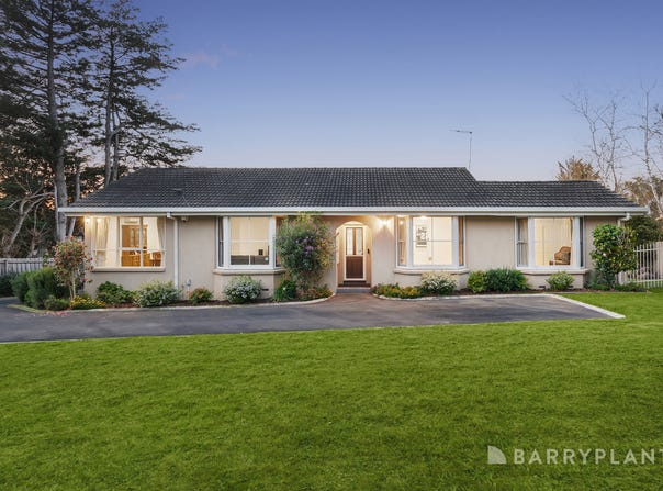 7 & 7A Railway Parade, Wandin North, Vic 3139