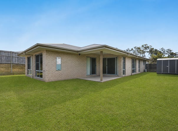 19 Hoop Pine Circuit, Coomera, Qld 4209