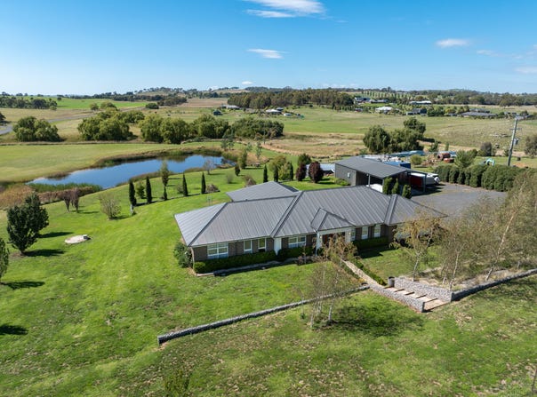 9 Green Grove, Blayney, NSW 2799