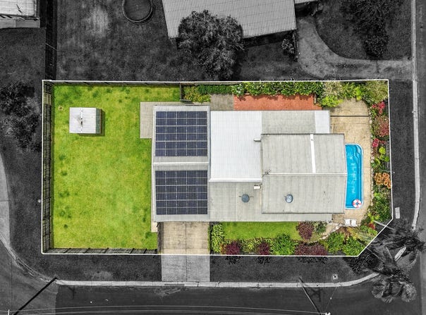 2-4 Lola Close, Woree, Qld 4868