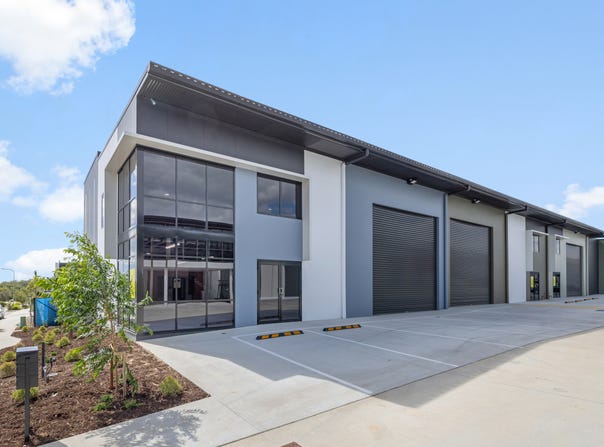 1/68 Jardine Drive, Redland Bay, Qld 4165