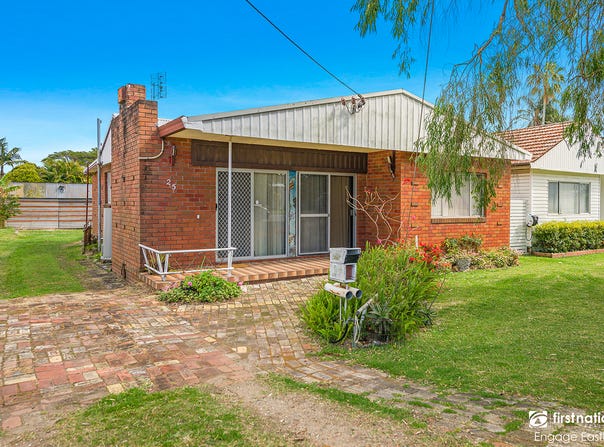 25 Docker Street, Marks Point, NSW 2280