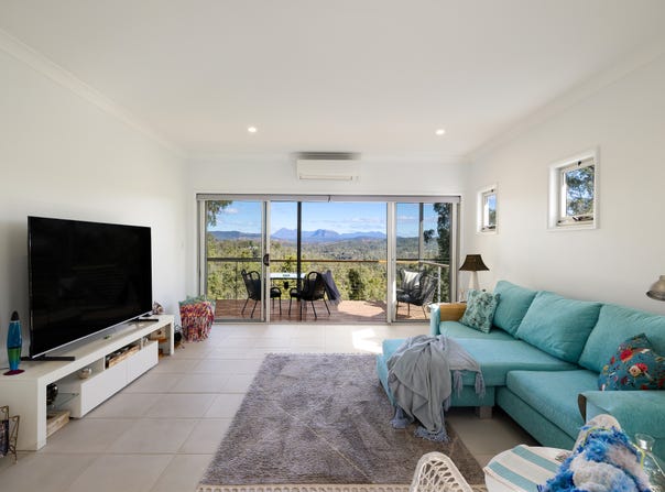 68-72 White Place, Kooralbyn, Qld 4285