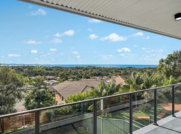 25 Astronomers Terrace, Port Macquarie, NSW 2444