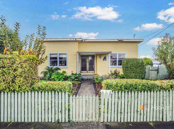 Unit 1/1a Winston Place, Devonport, Tas 7310