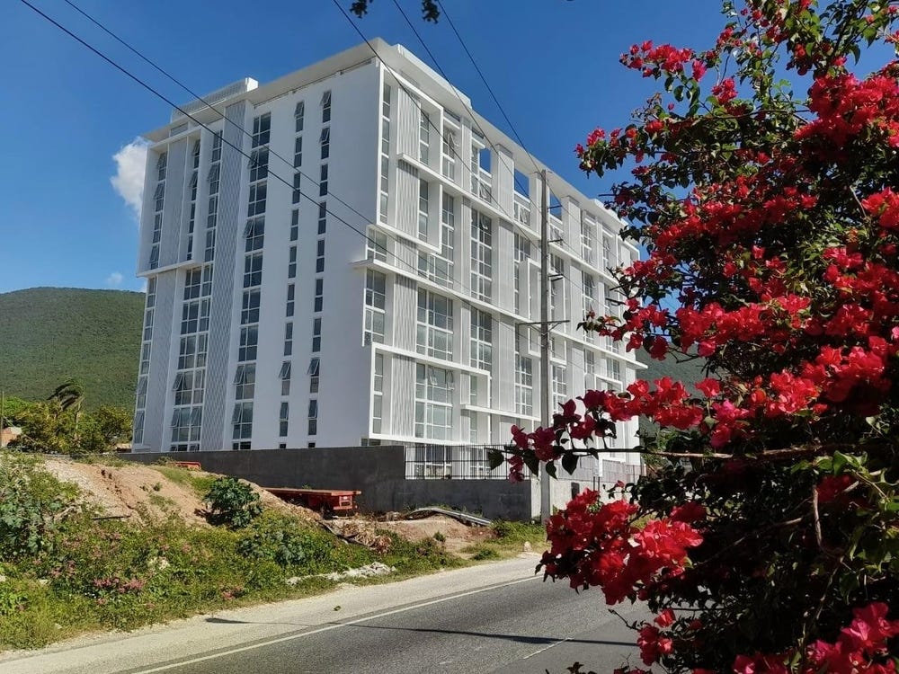 2 FAIRBOURNE ROAD unit: 101, KINGSTON, Kingston