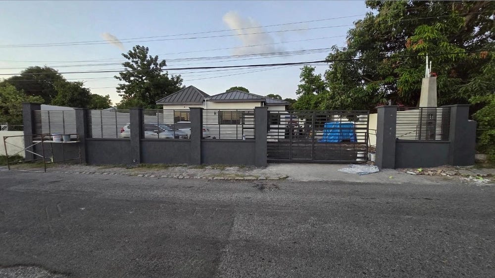 11 CASSIA PARK AVENUE, KINGS, Kingston 10, St. Andrew