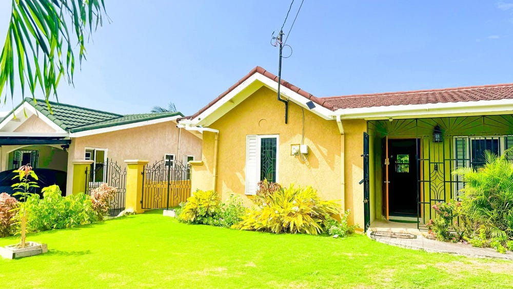 72 DRAX HALL MANOR, Ocho Rios, St. Ann