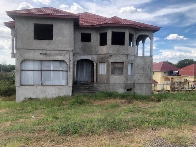 BREEZY MEWS, TWIN PALMS