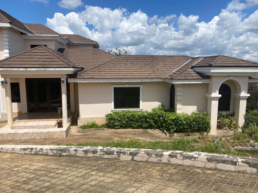 12 AMHERST DRIVE, FAIRBANKS, Mandeville, Manchester