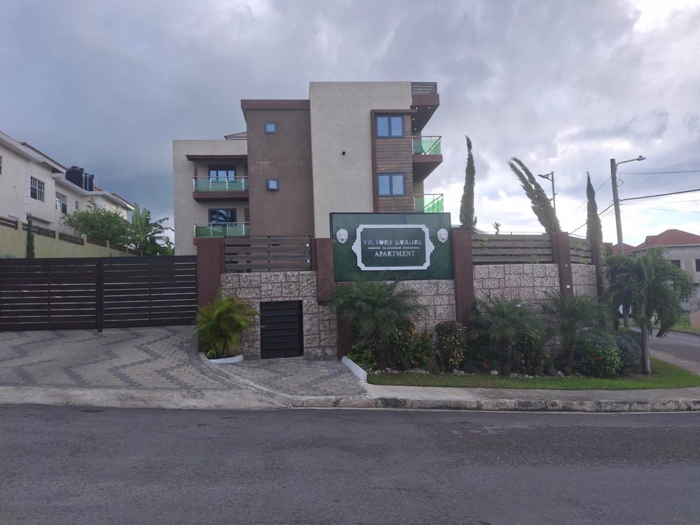 VICTORY LUXURY APARTMENTS, Montego Bay, St. James