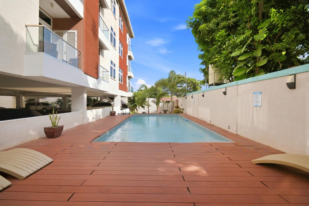 18 CHARLEMONT AVENUE unit: 4, Kingston 6, St. Andrew