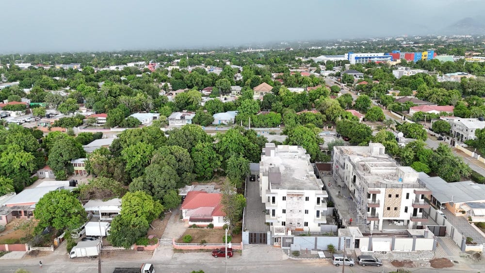 10-6 KEMPTON AVE, Kingston 10, St. Andrew