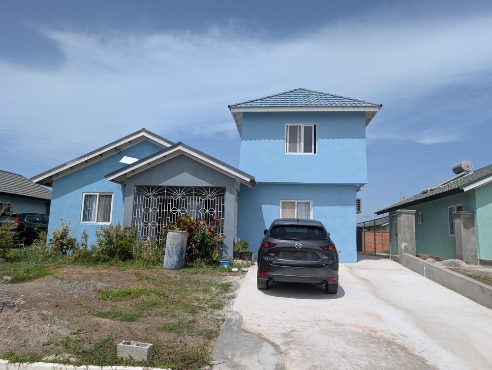 11 BLOSSOM AVENUE unit: B, Innswood, St. Catherine