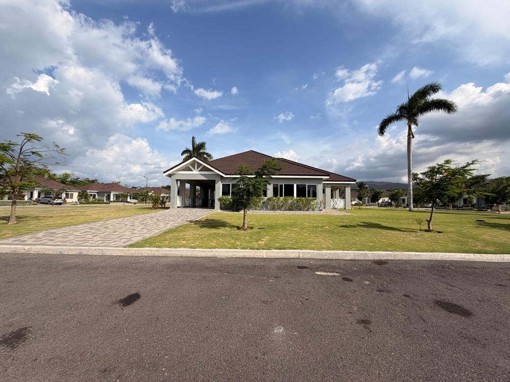 8 FAIRWAY ESTATE, St. Ann's Bay, St. Ann