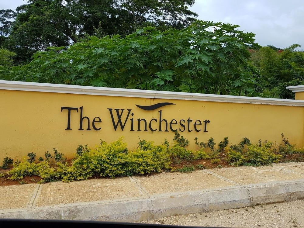 WINCHESTER ESTATE, GREEN