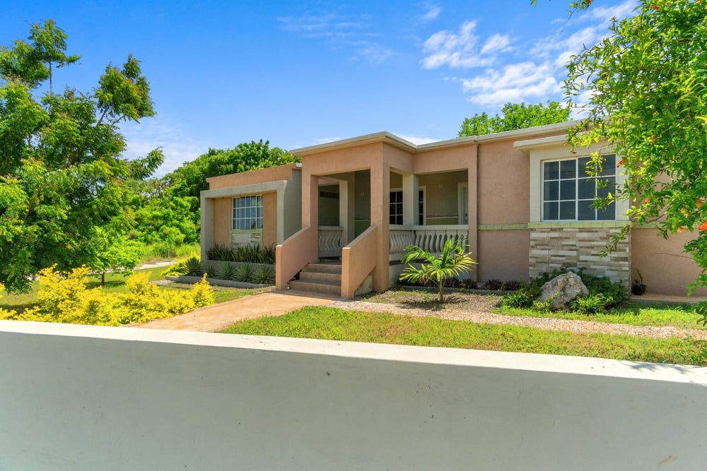 BULL SAVANNA, BULL SAVANNA, St. Elizabeth Parish